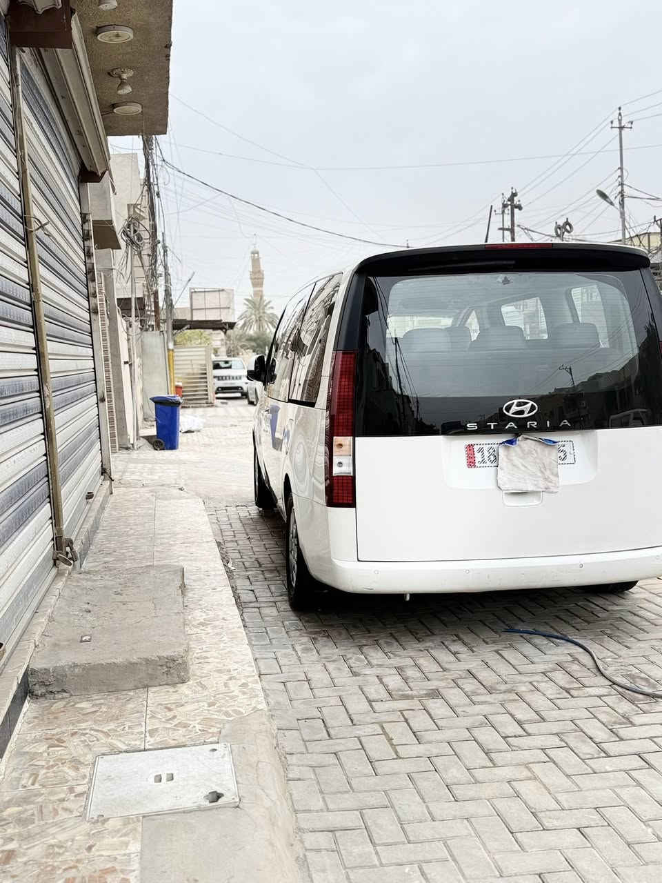 السلام عليكم ستاريا للبيع فول مواصفات 2022 ماشية 110 الف مكينة سورنتو *********** السعر 290 بيه مجال
