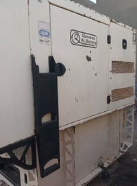 للبيع بيركنز انكليزي اصلي كاتم 45كيفي مشتغلة 300ساعة فقط مكان بغداد/07...