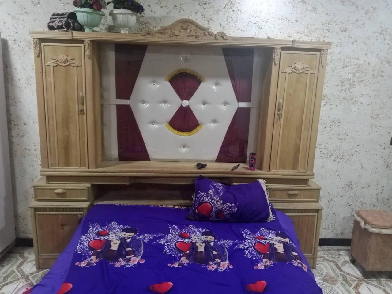 السلام عليكم للبيع مكاني بابل السعر ب 800 وبيها مجال قليل من قطع 8 يريد يجي خاص او رقم تلفوني *********** الغرفه نجاره ماء مصبوغه يعني ناخذه يصبغه اني جيت اصبغه بيضه بس شويه صارت عندي مشكله
