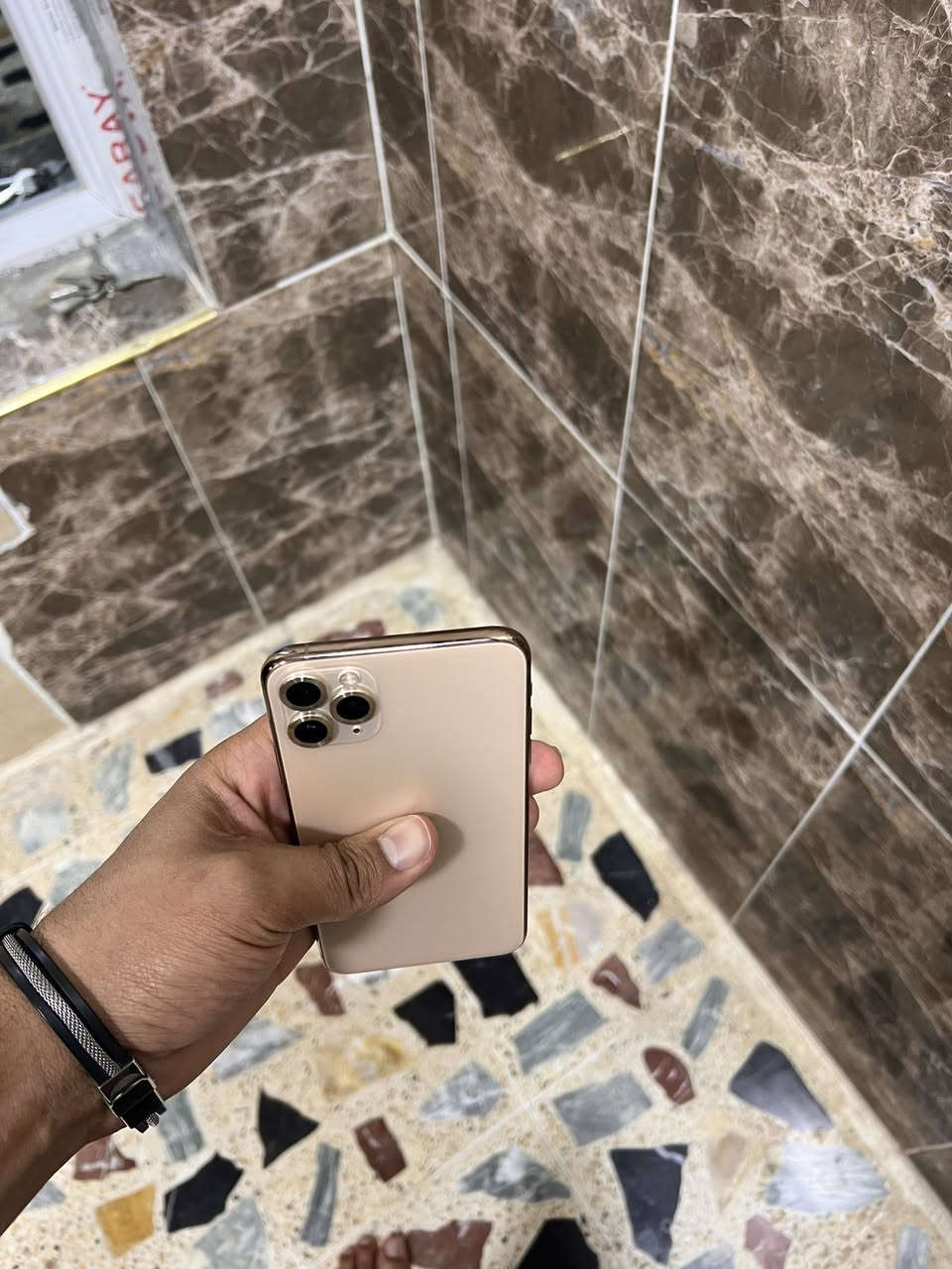 ايفون 11 برو ماكس
دبل خط شركه
مبدل باتري 100 اصلي 
ذاكره 256 
نموذج m
ذهبي
السعر 350 وبيه مجال ويرهم مراوس ويه هونر


**إذا كنت صاحب هذا الإعلان وتريد حذفه لأي سبب، رجاءا أرسل رسالة إلى الدعم الفني**
