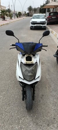 سكنس • ماكس١٢٥ • طياره