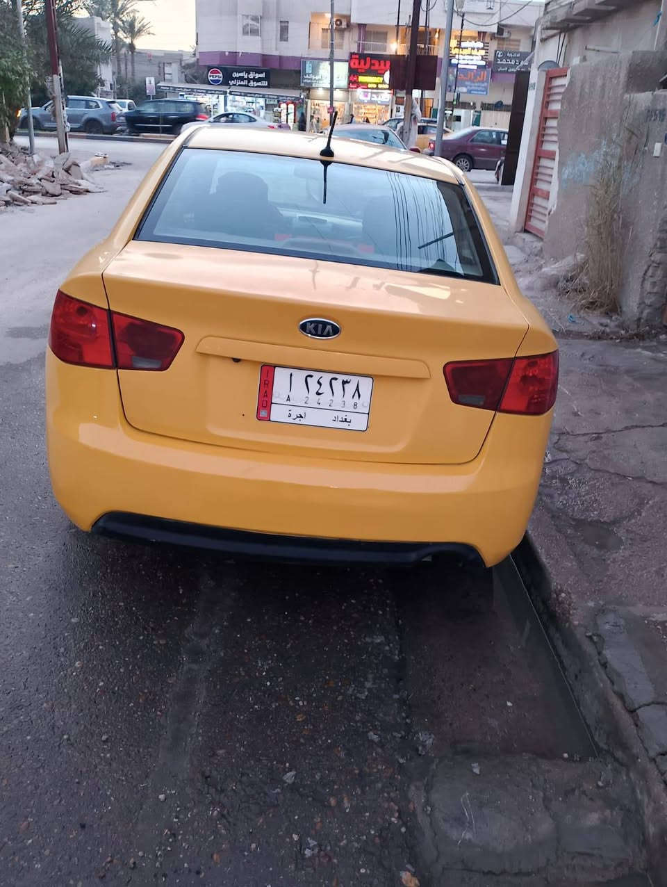 سياره فورتي 2013 حلوه وحيل نضيفه وجاهزه من كلشي  لاستفسار *********** السعر 90 بغداد, العراق
