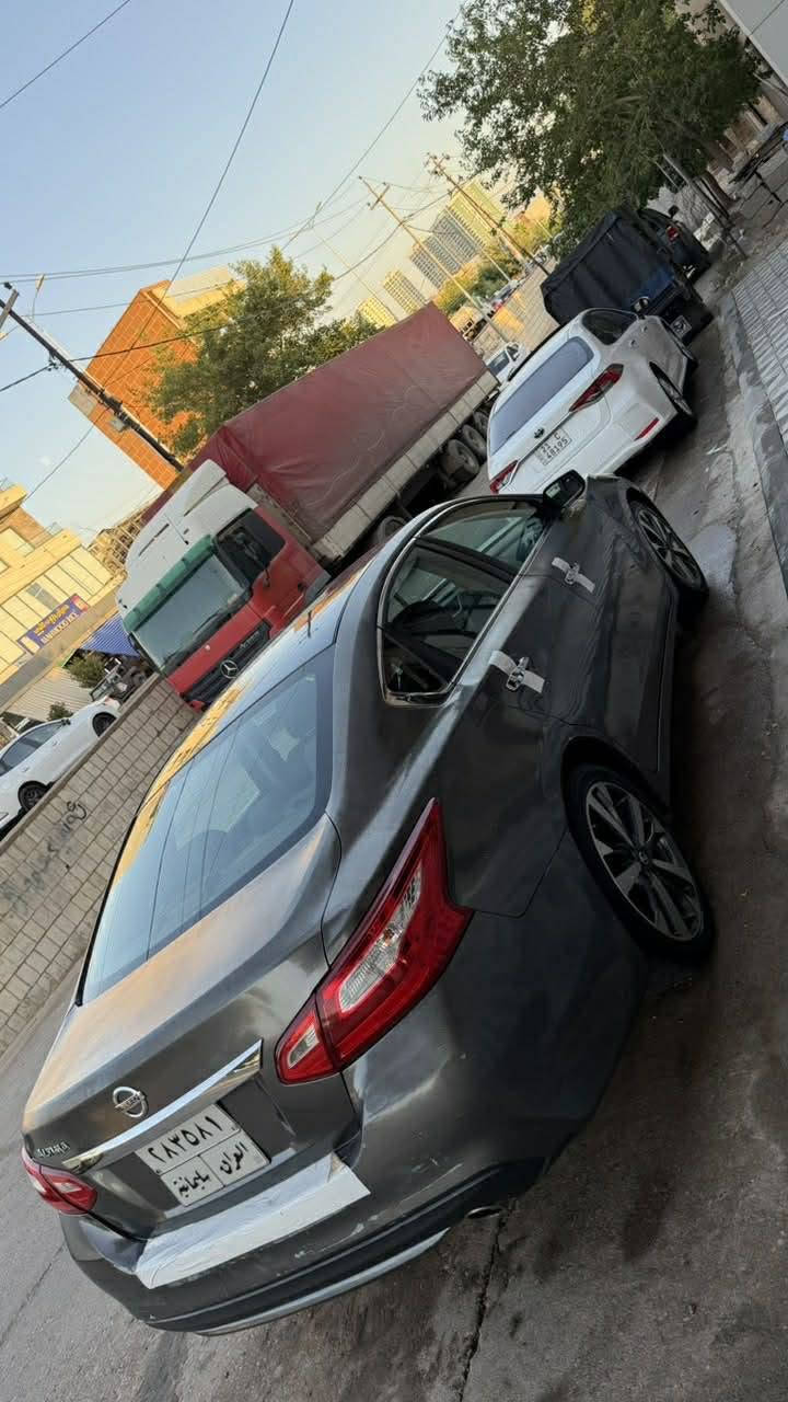 نیسان ئاڵتیما 2017 Sv بۆ فرۆشتن🪬📦
‎گێڕ و مەکینەی نەکراوەتەوە بەشەرت
‎حیزام بۆیاخە سەقفی بۆیاخ نیە  
‎  کاڵبوونەوەی هەیە سەنەوی
‎ساڵ و نیوێکە بەسەر چوە
‎147مایل ڕۆشتووە                   
‎نرخی 76وەرەقە و مەعامەلەیەکی کەم
‎بۆزانیاری زیاتر پەیوەندی بکە👇
‎*********** السليمانية, العراق
