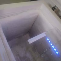 مجمدة كري للبيع السعر ٢٥٠ الف التواصل 07721807876