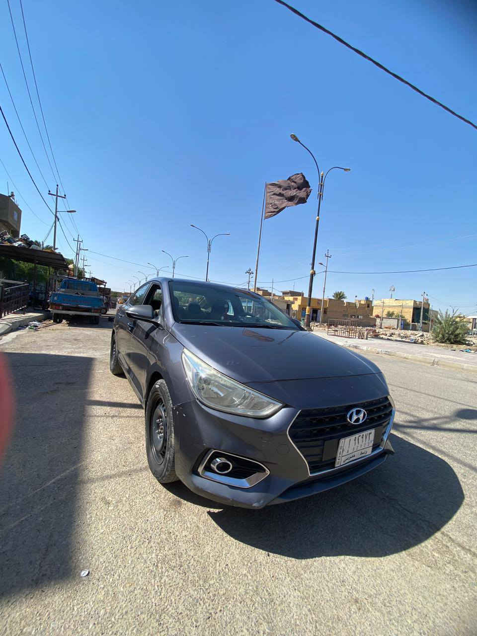 سلام عليكم من رخصة مدير الكروب
سياره اكسنت موديل 2019 خليجي مكفوله كفاله عامه تبريد ثلج تخم تاير جديد سياره خير من الله لون رصاصي رمادي مكان كوت / حي الجهاد 
السعر 118 وبيها مجال حق الجيه
للستفسار على هذا الرقم : ***********
                                 ***********

