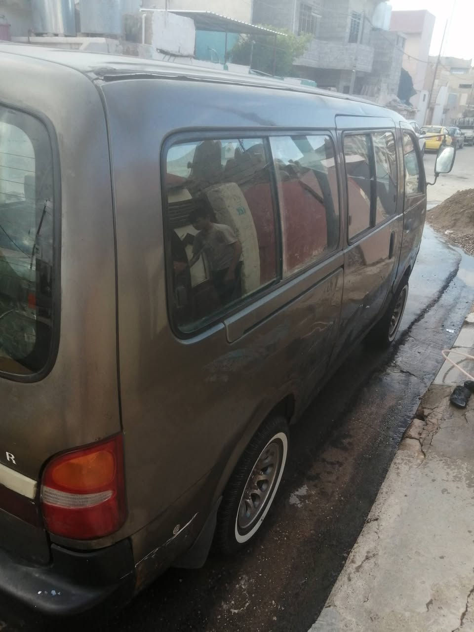 السلام عليكم كيا بريجو للبيع موديل 2000
المواصفات: 
رقم الماني صلاح الدين 
محرك وگير وشاصي واكسن شرط
صبغ مابيها
هيئة وغرامات وضريبة صفر تاخذ صافي
شواصي بلادي
شرط التحويل مباشر
بدون وكالة فقط تحويل. 
السعر: 75 وبيها مجال. 
للاستفسار الاتصال على الأرقام التالية. 
***********
***********
ملاحضة: رجاءً رجاءً المايعجبو المنشور يعبرو.
