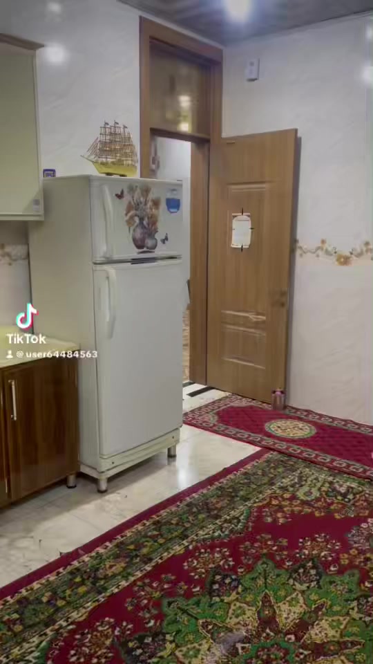 السلام عليكم بيت البيع ب شارع سماح شارع الخامس تفصيل بل فيديو كامل المساحه 150 السعر 110 مكلف بل نشر  ***********
