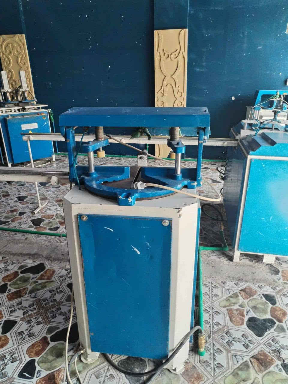 معمل للبيع 
سعر مناسب جدا 
العنوان كربلاء طويريج 
***********
