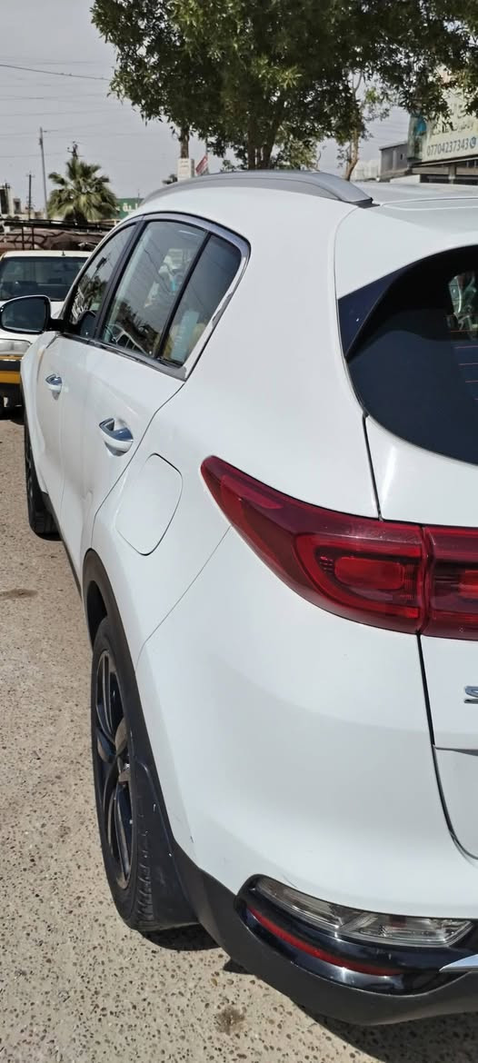 السلام عليكم متاح
سبورتج ٢٠١٩ شكل ٢٠ خليجي مكفولة فقط ملاحظتين بيها بارد بالصندوك على كد اصبع وطلقة بالباب مال السايق وراجعة بارد مع تكحيل قليل والباقي كله مكفول
مواصفات السيارة اعتيادية
تبريد قطعتين
محرك دوش
ثلاث وضعيات للقيادة
اشاير بالمري شفط
حساسات خلفي وامامي
رقم بغداد انكليزي
السيارة ماشية ٢٩ كيلو
العنوان بغداد حي البنوك ***********
السعر 20.500 $
