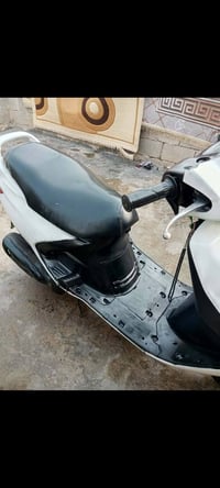 دراجة فراشه للبيع شغاله  الاستفسار07856285541