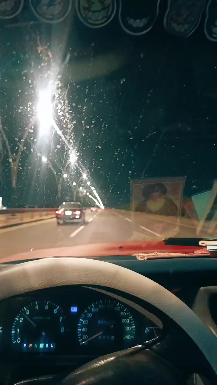 سلام عليكم عيدكم مبارك ارنب للبيع موديل95 رقم بصره بسمي كهربائيات كامله حداديه الوره وكدام جدد مابيهه ضربه احمر غير محدد سنويه ل٢٩  تخم تاير وقايش وفلنجات ودسكات موجودات ماشادهن ***********
