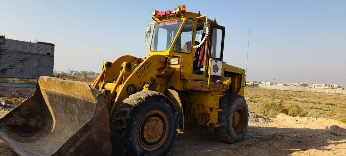 شفل 70Bمديل 83 جاهز للعمل  بي نواقص بسيطه كير ومكينه تركم اكسنات حلوات تخم تاير مع تاير سبير سعر165 بي مجال حك جيه تحويل مباشر رقم 
***********
