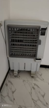 كونفيره حجم كبير نضيفه فقط عوزه حلفات كارتون شغاله كله  07755062622