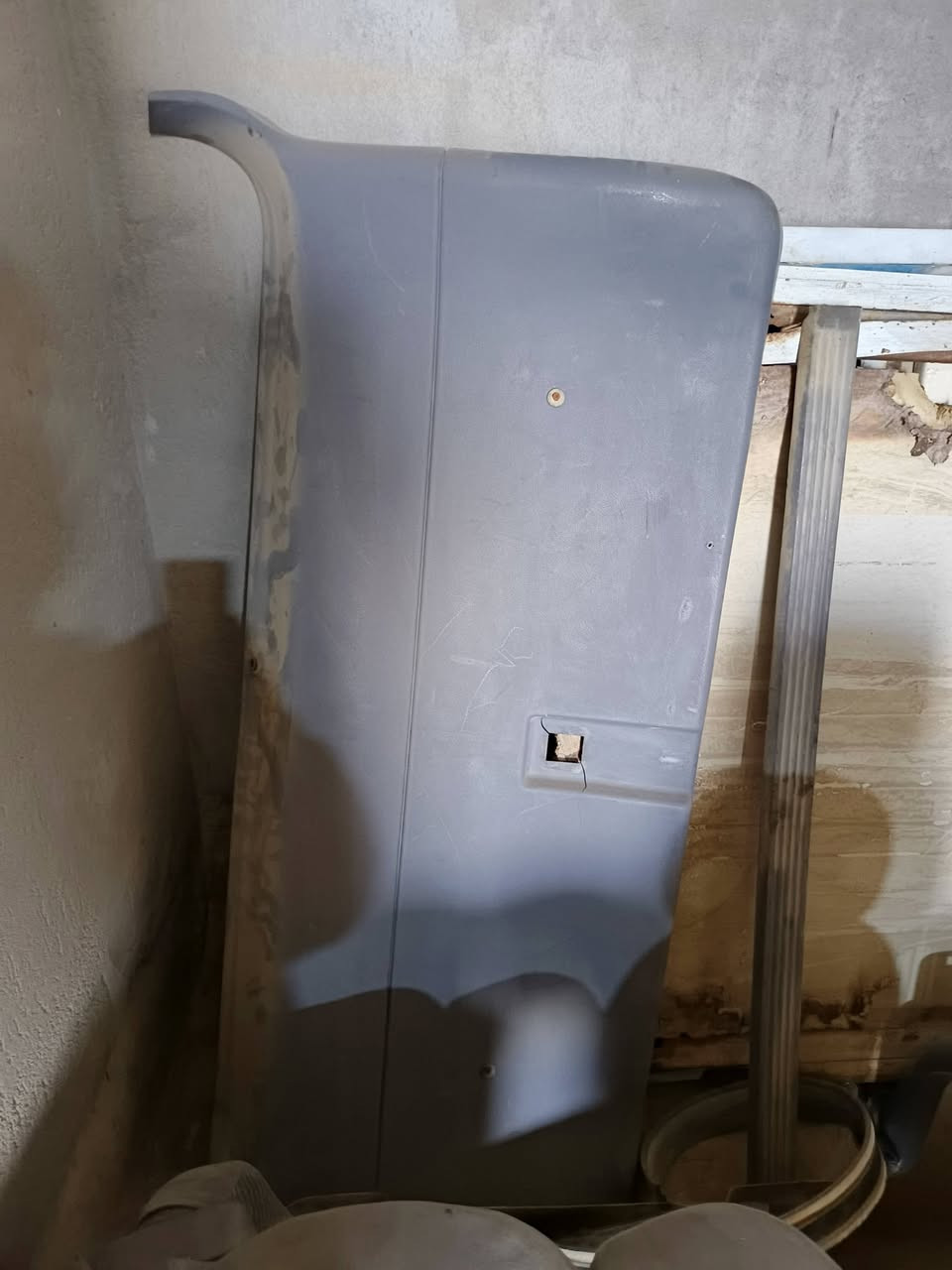 سلام عليكم غراض سياره وندستار كشنات مال سياره جهزات وحلوات وتانكي  بانزين وبيبان يمنه ويسره  تواصل***********
