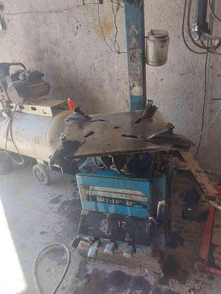 خالعه وبطل  هواء للبيع البطل ٣٥٠ باون شرط الفحص
السعر خاص او *********** العنوان الديوانية فلكت النسيج
