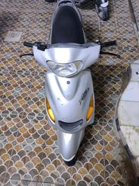 دراجة اكزز وكالة رمبة قبل 8اشهر نزلتهة 1350 حتاجيت وريد ابيعهة سعر 850...