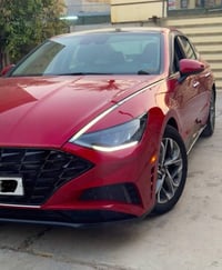 سوناتا 2020 وارد امريكي حادث خلفي خفيف   رقم بغداد   ماشيه ١٠٠ km  الم...