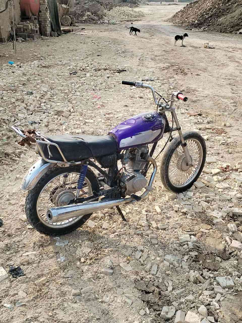 السلام عليكم دراجه نامه 16 للبيع السعر ميتين و 25 رقم***********
