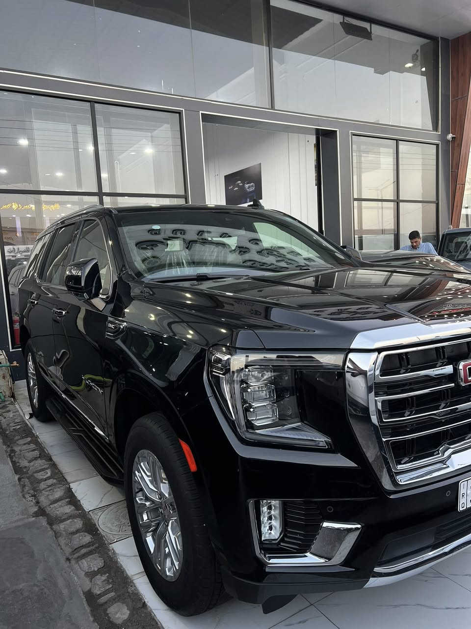 السلام عليكم
يوكن 2024 خليجي وكالة المنصور مواصفات SLT 
السياره ماشيه ألف فقط اخت الزيروو 
كفاله من الرصعه والزلغ مغلفه ppf 
السعر 550 وبيها مجال للشراي 
*********** - *********** عنواني البصرة
