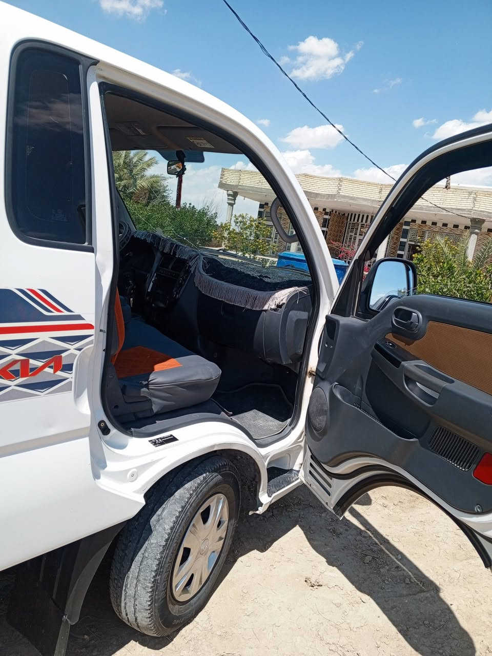 سلام عليكم للبيع كيا بنكو 2700 رقم واسط دولي تحويل أو وكاله مخير كفاله عامه من صبغ وفتح على وضع شركه بلاد العنوان بابل الحمزه الغربي محرك على وضع شركه سعر 145وبيه مجال تفاصيل اكثر تواصل ***********
