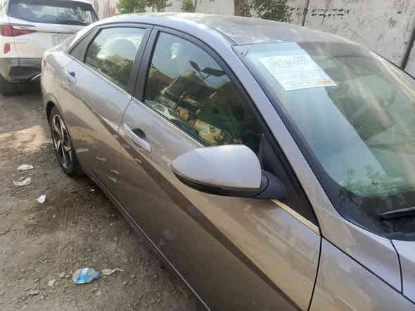 سلام عليكم النترا  22فول مو اصفات  فتحة بصمة ابواب بصمة محرك 2000دوش كير ATتشغيل بصمة تشغيل عن بعد نضام ترحيب  عند الاقتراب  شاشة متصل كبيرة تحكم ستيرن شحن لا سلكي توقف ذاتي تخم تايرة جديد  حادث جاملغ خلفي بابين  صفحة الساق صورة الحادث بالمنشور رقم بغداد  مكان جميلة خلف المحكمة سعرة 158هاتف ***********
