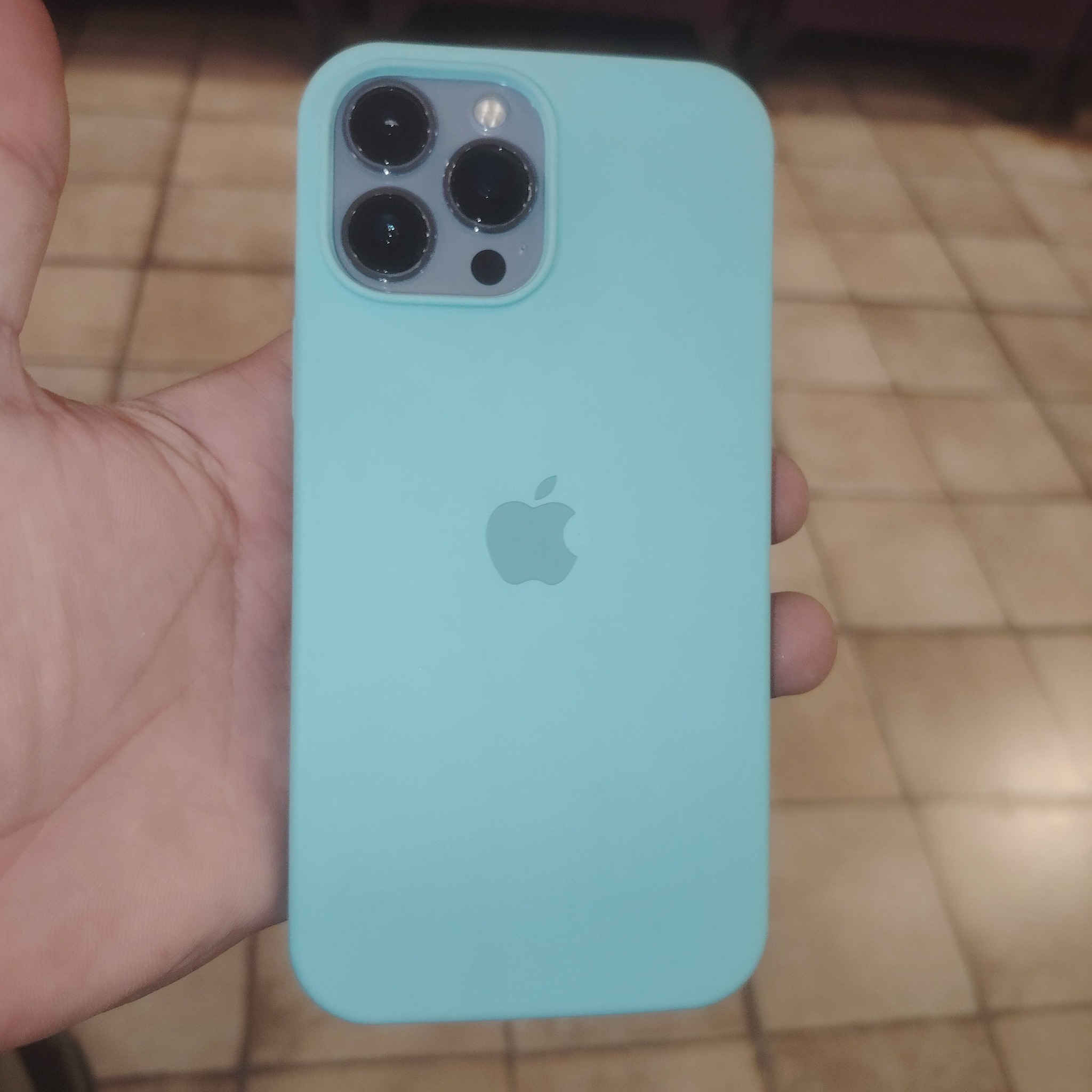 سلام عليكم
ايفون 13 برو ماكس
ذاكره 512
لون بحري
بطاريه ٩٢
نضيف كلش ضامه ما مستخدمه زلغ مابي ولا مصلح ولا ابد مكفول
***********
