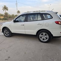 سنتافي موديل 2010 للبيع خليجي 7 راكب بيها قطعتين صبغ بدون اي دواخل شرط...