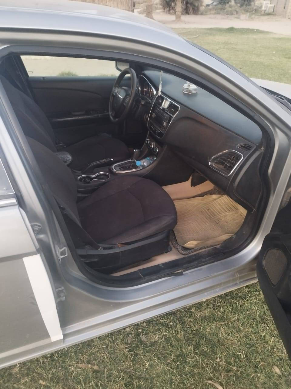 السلآم عليكم للبيع سي ٢٠٠ موديل ١٣  محرك ٦ سلندر كير مكفول تايرات جدد صدر كهربائيات تبريد شغال  خير من الله رقم نكليزي السنويه مانافذة السعر ٨٥ اوبيه مجال اتصال *********** بي واتساب
