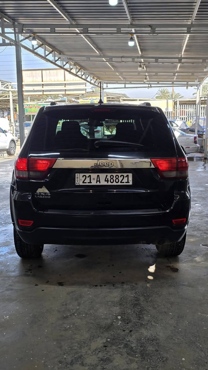 جيب 2011شيروكي أمريكي دخول كلين وهنا بالعراق صار بيهه صبغ مكانين بصيط والسونار بالمنشور 
محرك كير ع شركه السياره جاهزه من كلشي 
السعر 148 وترهم مراوس 
مكان السياره بغداد المحموديه 
***********
***********
