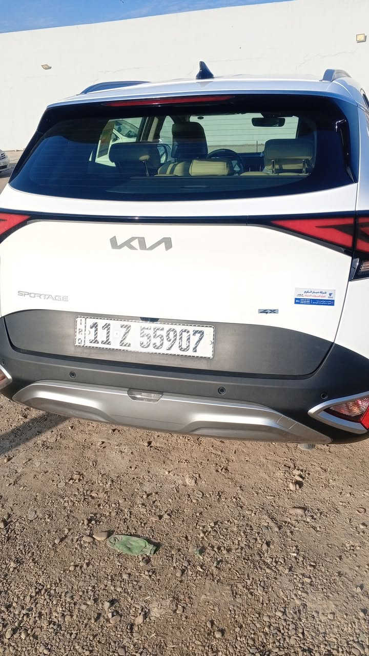 سبورتج 2025 خليجي ماشية 5 الف وشوية فول عدا البانوراما 4 ويل
صندوك كهرباء كفاله عامة 
سيارة مدوشمة دوشمه درجة اولى السعر 240 بيها شوي مجال *********** 
عنوان بغداد عويريج
