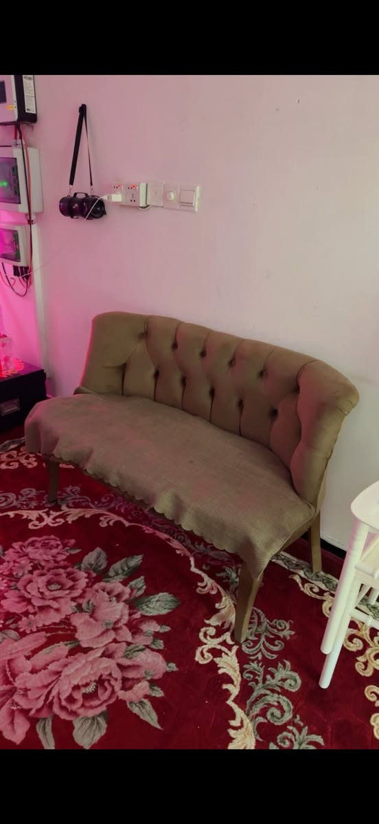 غراض للبيع الاعضمية


**إذا كنت صاحب هذا الإعلان وتريد حذفه لأي سبب، رجاءا أرسل رسالة إلى الدعم الفني**