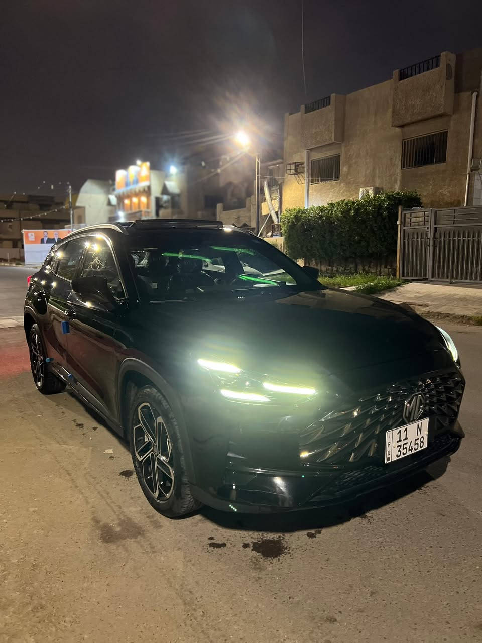 السلام عليكم
للبيع / MG ONE
موديل 2024
اللون اسود 
_________________________
المواصفات/ 
🔴محرك 1500 تيربو
🔴 بصمة / تشغيل عن بعد
🔴شاشة كبيرة متصلة / تحكمات المصابيح لمس / تبريد شاشة
🔴تحكمات ستيرن جهتين
🔴كامرة خلفية / اشاير بالمري
🔴 وضعيتين قيادة / ( NORMAL/SPORT) 
🔴مثبت سرعة
🔴مقاعد مخمل
______________________ 

السيارة خير من الله جديدة ونظيفة جداً واقتصادية 
السيارة داخل ضمان الشركة 6 سنوات

السعر /145 ورقه وبي مجال للشراي 

مكاني بغداد حي الجامعه
***********
