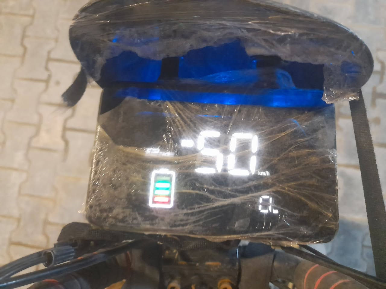 درجة للبيع مديل ٢٠٢٤ للبيع استخدام قليل بطاريات ملف عقل جديد تفحصها قبل ما تأخذها السعر ٣٥٠ المكان الدوره لتواصل ***********
