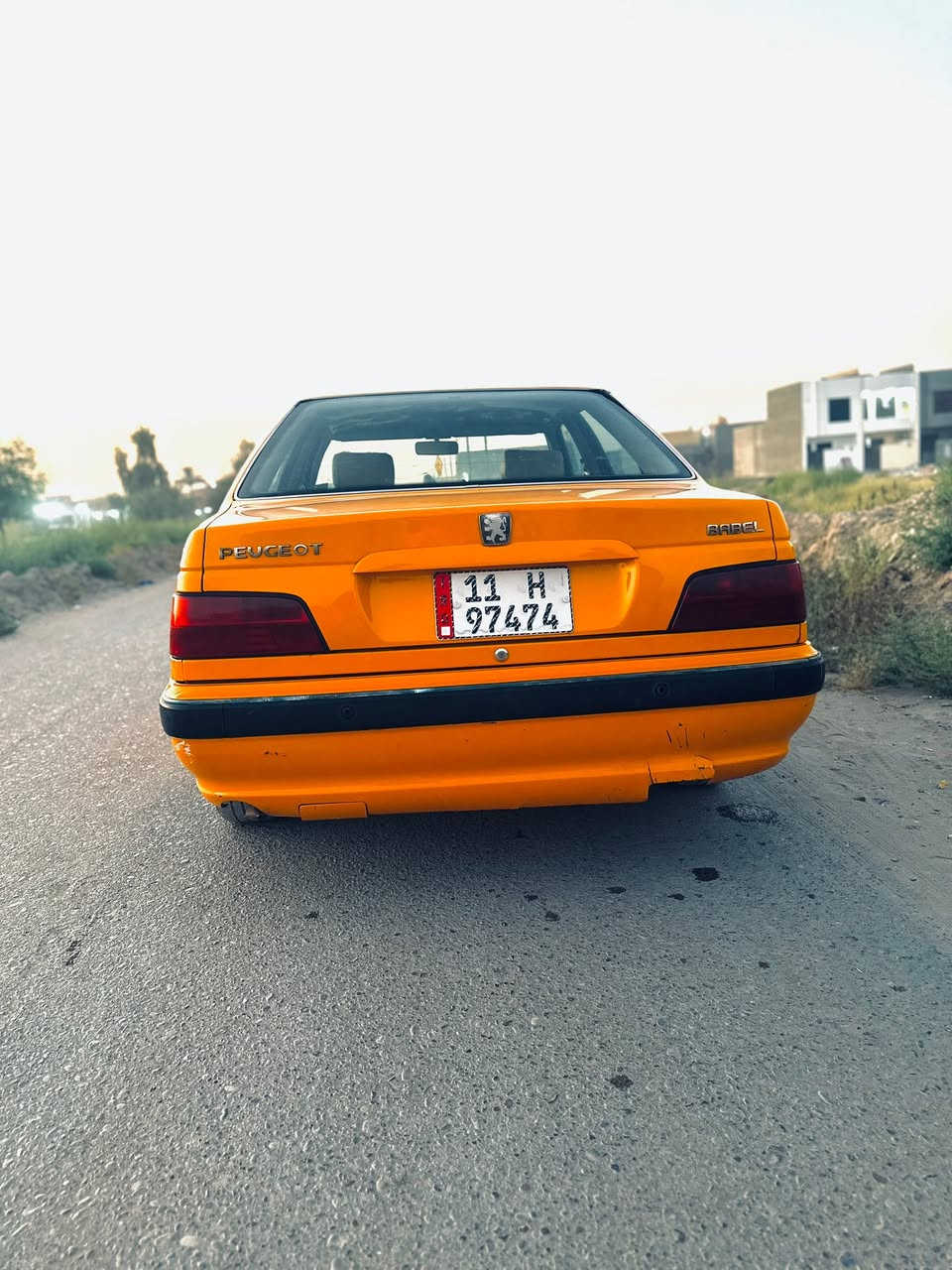 السلام عليكم بيجو بابل مديل 2020 گير ومكينه جديد تخم تاير جديد تبريد  ثلج شغال خير من الله نفس ما موضح كدامكم بلصوره بيه ملاحضات ضربه بلباب وضربه بلبنيد صغير وطخات مثل ما موضحه بلصور سياره كامله مابيه اي نقوصات عوناني بغداد سبع البور السعر مناسب الي يريده هاذ رقمي بي واتساب وع خط واني خادم ***********
