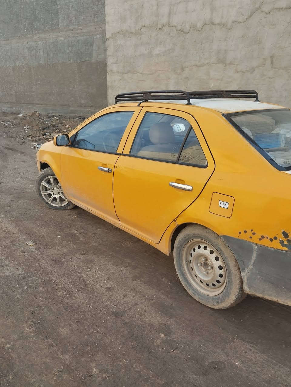 جيلي ام كي 2011 سعر 25 وبيها مجال مكاني بغداد التاجيات قرب جسر الدوار *********** وتساب
