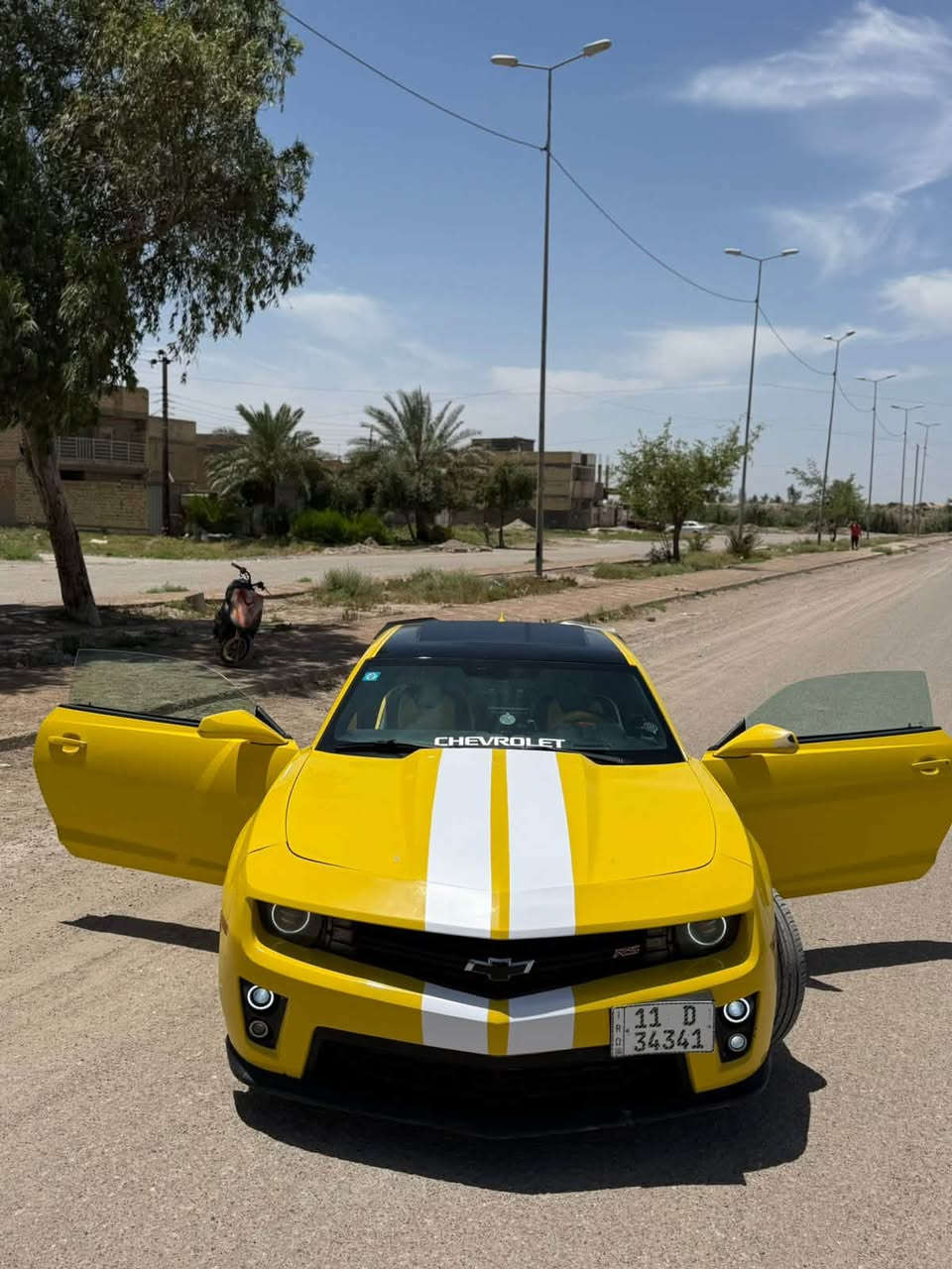 سلام عليكم كمارو البيع او مراوس بسياره4بيبان👑
✨ المواصفات:

* موديل: 2014

* محرك: 6 سلندر 💪

* فول مواصفات بالكامل

* فتحة سقف

•كيجات 4يم لكير

•دادشو بلجامه

•شفتات كير بلستيرن

•كشنات جلد+كربائي الكشنين

* داخلية نظيفة جدًا (بحالة شبه وكالة)

* عازل حراري كامل

🔥 الإضافات:

* مبرمجة برمجة عالمية (أداء أقوى)

* حدادة كاملة (وايفي)

* صدر أمامي + خلفي جديد للجديد🚀

🚀 الأداء:

سريعة جدًا، ثبات قوي، قيادة ممتعة بدون أي مشاكل

💯 الحالة:

نظيفة جدًا من الداخل والخارج – من أجمل الكمارو بالعراق

السعر : 100 ورقة وبيها مجال بسيط 

الهاتف : ***********واتساب

