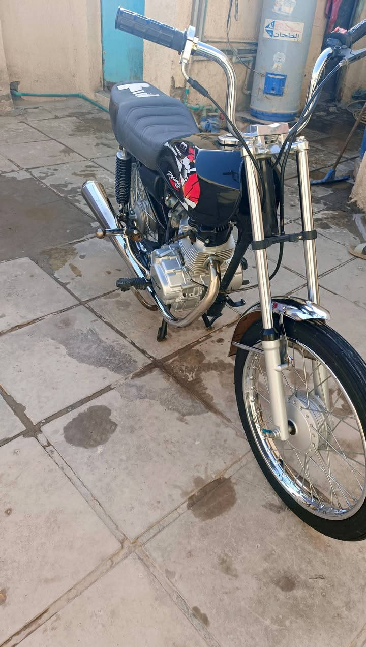 دراجة كلك للبيع مكفولة من بوكة السعر خاص الي يحب يشتري يتواصل علة هاذة الرقم ***********
