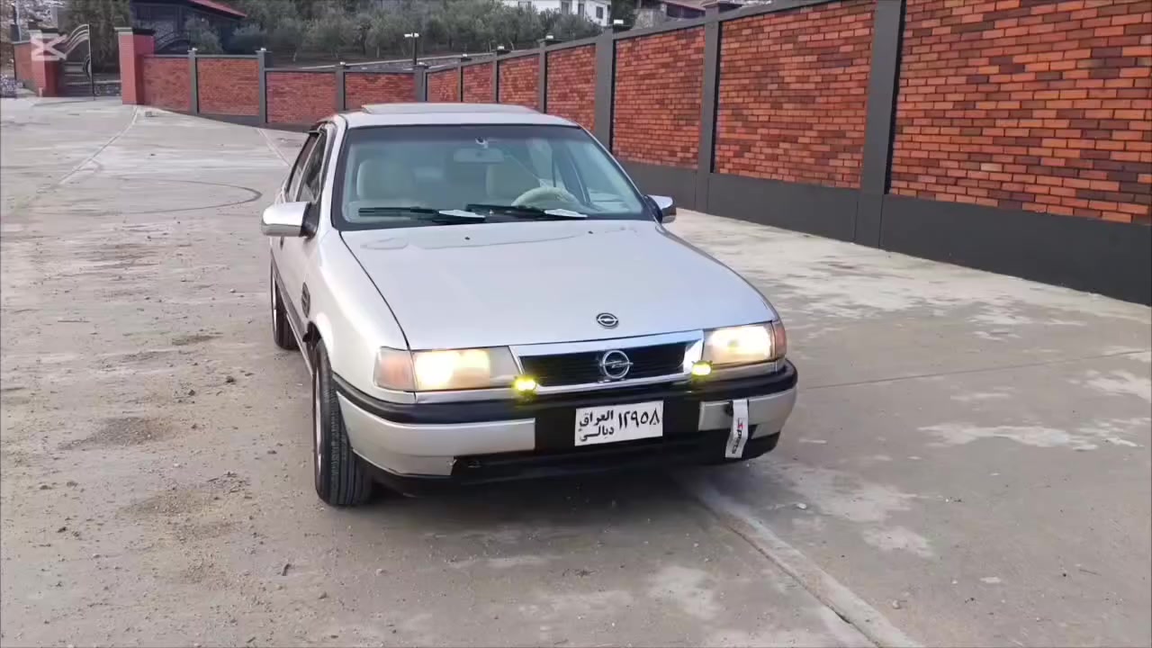 ئۆپڵ ڤیکترا ١٩٩٠
ئاڕم پلاسیک سلێمانی 
ئاڕم ئەوەلیات موس بڕاوە بەشەرت 
مەکینە 16 قایش پان ئەوروپی ببەشەرت بێ دوکەڵ بێ بوخار بێ سەوت کێشو هەڵمەتئکی زۆر تایبەتیهەیە گێڕعادی و کلاج و پاوەر وەک بیلاد نەرمە چوار تایەو ویل کەپی تازەی لەژێرە کامل تاقم پێشو دوای تازە داگیراوە چرکەی تیانیە تەجیل و مکەبەرەی تایبەتە و گەرمیو بەرزو نزم و زینۆن چواری و فڵچەی مەزبوتە دەعمو لێدراوی قورسی نیە دواو پێشی کەپسە 
کامل کورە کراوەو کاڵبونەوەو چاڵو چۆڵ یتیانیە بەرگە کوشن و سوکان ناوەو دەرەوەی دینارێ مەسرەفی تیابوو دوای ترای بیبڕە سەیارەکە زۆر بێ مەسرەفو جوان لۆکە تالێی نەخوڕی نازانی سعری زۆۆۆر گونجاوە 27 گەڵاو کەمێک معامەلە شوێن بازیان 
***********
***********
