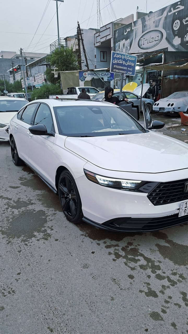 هوندا اكورد 2023 هايبرد للبيع
حادث جاملغ امامي مبدل بلادي و مصبوغ .وشويه من البنيد بارد 

 سبورت  L Sport 🔥

السيارة ماشيه 61  الف km 
• مكينة 2000 هايبرد تنفس طبيعي
• كير اوتوماتيك 
• شاشة كبيرة
•فتحه
• كاميرا خلفية 3 انظمة
• كرسي كهرباء  لون اسود  
• رادار امامي
• مانع تصادم
• محدد مسار 
• تصحيح مسار
• شفتات بالستيرن
• مثبت سرعة
• مانع انزلاق
• دخول ذكي 
• إنارة ترحيبية
• هندبريك كهرباء
•لايت عدسات زينون
• نظام اوتو لايت Auto
• لايت العالي زنون 
• حساسات مطر 
• حساسات دخول الإنفاق
• حساسات ضغط هواء الإطارات
• أوامر صوتية
• 3 أنظمة قيادة (eco, ev, sport)
• بلوتوث
• مدخل عدد2 تايبسي 
•رقم الشاصي : 1hgcy2f74pa016150
•السعر 217 وبيها مجال 
 •اتصال : او واتساب  ***********
•مكاني :ديالى-بعقوبه
