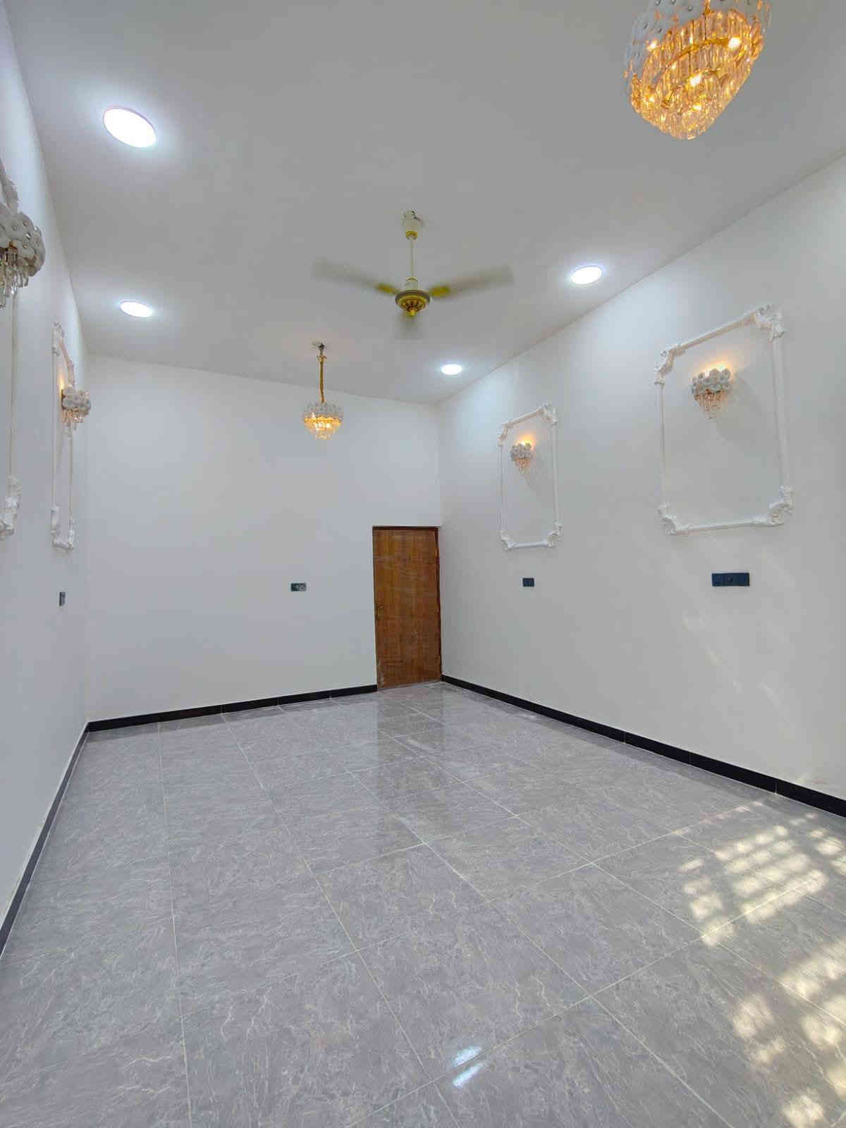 اسعد الله اوقاتكم بكل خير 🌹
***********📞

عن توفر بيت للبيع  🏡
#مساحة  180 متر

طابو زراعي عراقي وكاله ونسخه من طابو
يحتوي البيت على 🌟
غرف نوم 2♦️
ديوان♦️
مطبخ
صاله♦️
صحيات داخلي وخارجي♦️

#البناءجديد  درجه اولى 
منطقه هدوئ
 ومتوفر بيها
جميع الخدمات  ماء كهرباء 
مدارس حكوميه ومدارس اهليه 

#السعر / 95 وبي مجال

#العنوان : بصره ابي الخصيب  
كوت ثويني قريب الشارع  مكان راقي ❤️‍🔥🌷

#البيت مرتب وشغله درجه اولى وفارغ جاهز للسكن 

للاستفسار يرجى الاتصال
على الرقم   ***********📞
