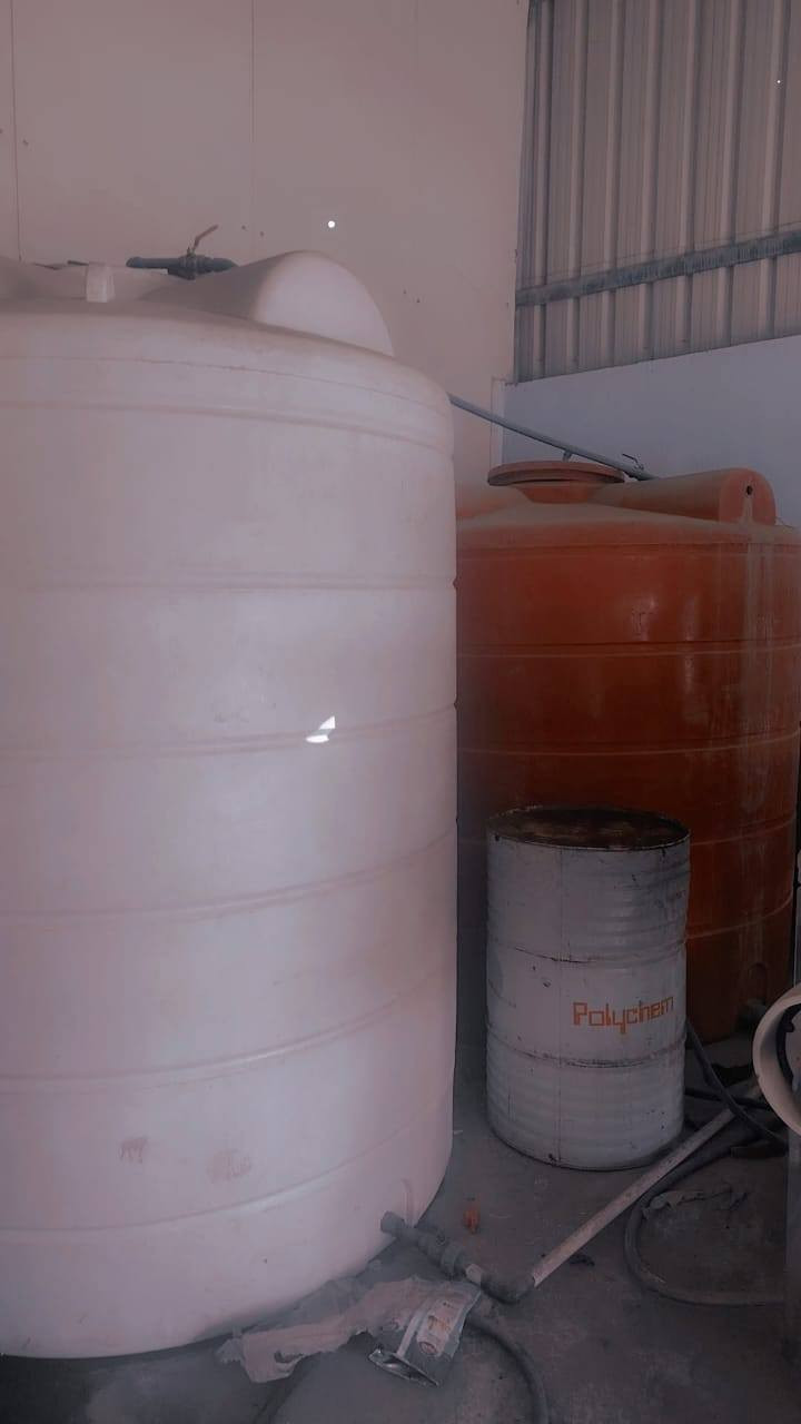 السلام عليكم تصفيه ماء للبيع 2000 ساعه
الشاصي سلستيل شغاله حالين وياه 

تانكي عدد 2 ابو ل5000 واحد ابو 2000

بنبرين ثنين جدد 

املاح 8
العنوان بغداد ابو غريب
الهاتف ***********بي واتساب 

السعر 28وبيه مجال شي قليل
