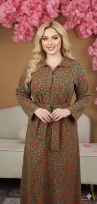 فستان كلوشه ١٠٠سم • قماش سندريلا كريشه • فري سايز ٩٠-٩٥