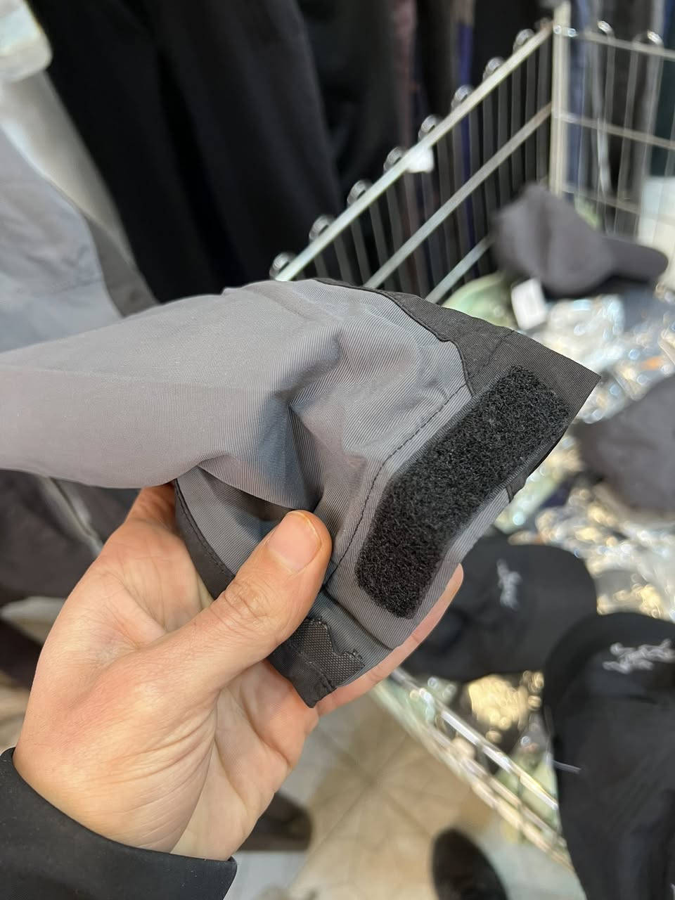 pinewood
size _S_M
orginal
نظافە%85
توصیل جمع
بالە مستخدم 
وزن_60_70


**إذا كنت صاحب هذا الإعلان وتريد حذفه لأي سبب، رجاءا أرسل رسالة إلى الدعم الفني**