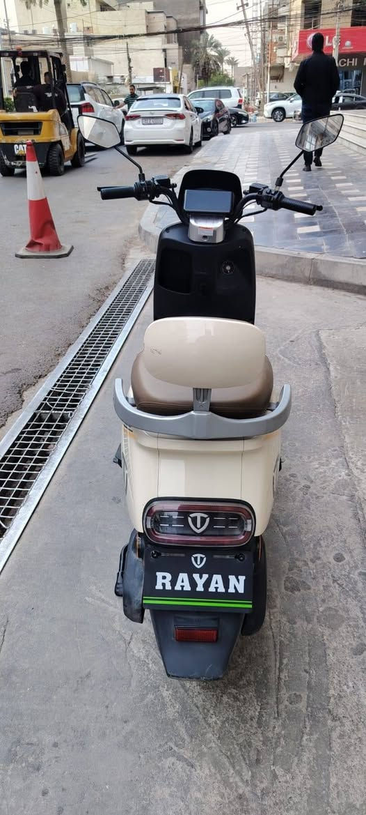 السلام عليكم دراجه شحن للبيع مكاني بغداد حي الإعلام  الدراجه  ريان 26
٦ بطاريات  الشرايع يتصل الدراجه جديده استعمال ٣ اسابيع   للتواصل ع الرقم ***********
