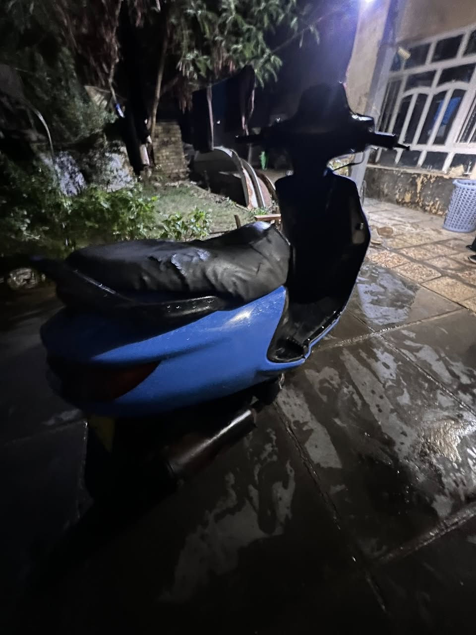 السلام عليكم للبيع دراجه فراشه مرتبه ونضيفه كهربائيات شغاله كلها الدراجه خرسه مالها صوت مفتوحه مره الباقي كله كفاله شاصي كفاله السعر 450 وبي مجال  التواصل  خاص او  علئ هذا الرقم ***********ا
