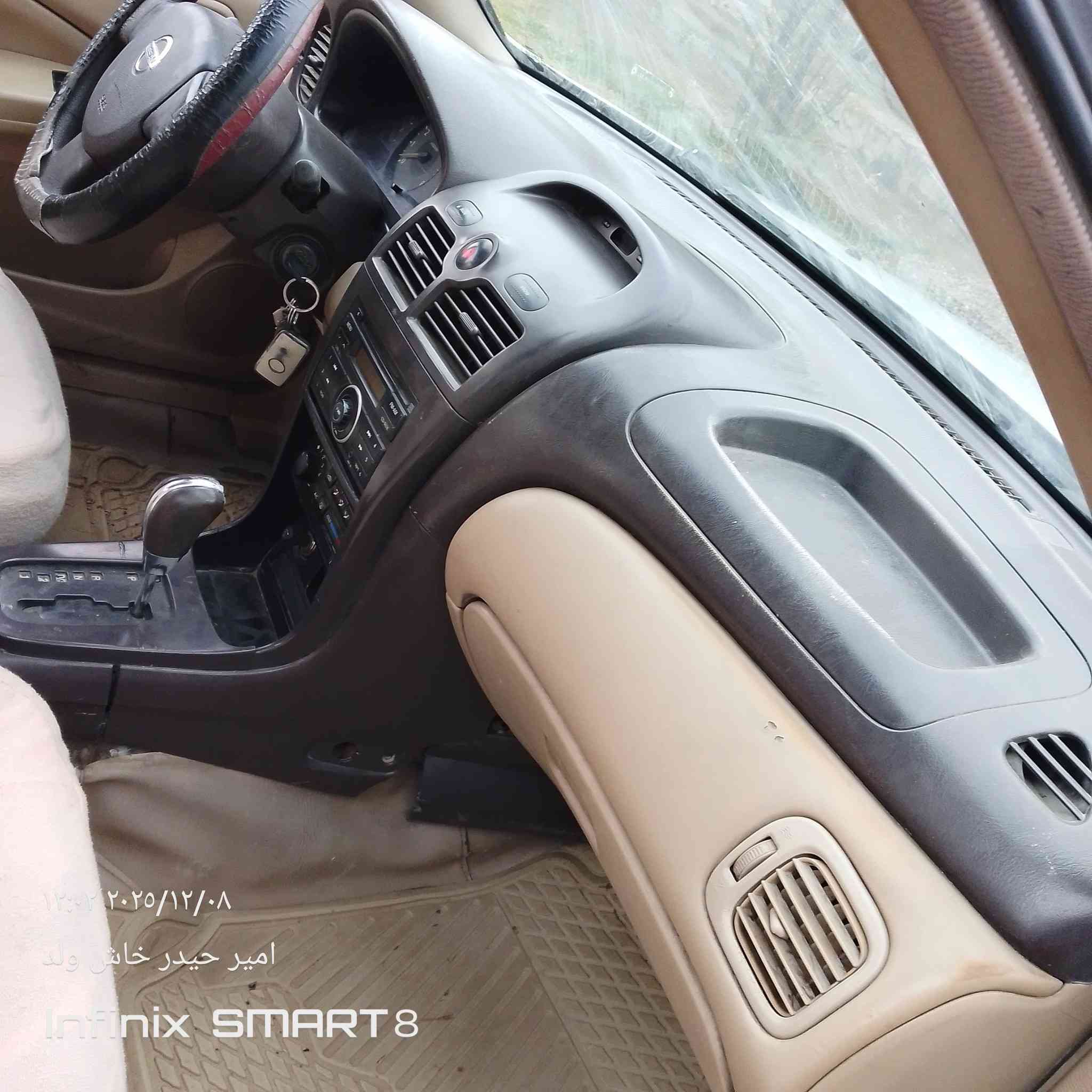 نيسان صني بدي كوري 2007 رقم بغداد 
باسمي تحويل ثاني يوم محرك 1600 مكفول 
لا تبخير ولا تتقيص كير جديد  
تخم تاير جديد ويل كب بلادي 
باتري جديد 
السياره مصبوغة حزام فقط اثر شخوط 
وجراد مكفوله من ضربه 

مكان بغداد ابو غريب 

رقم صاحب السيارة 
‏‪‏‪***********‬‏
