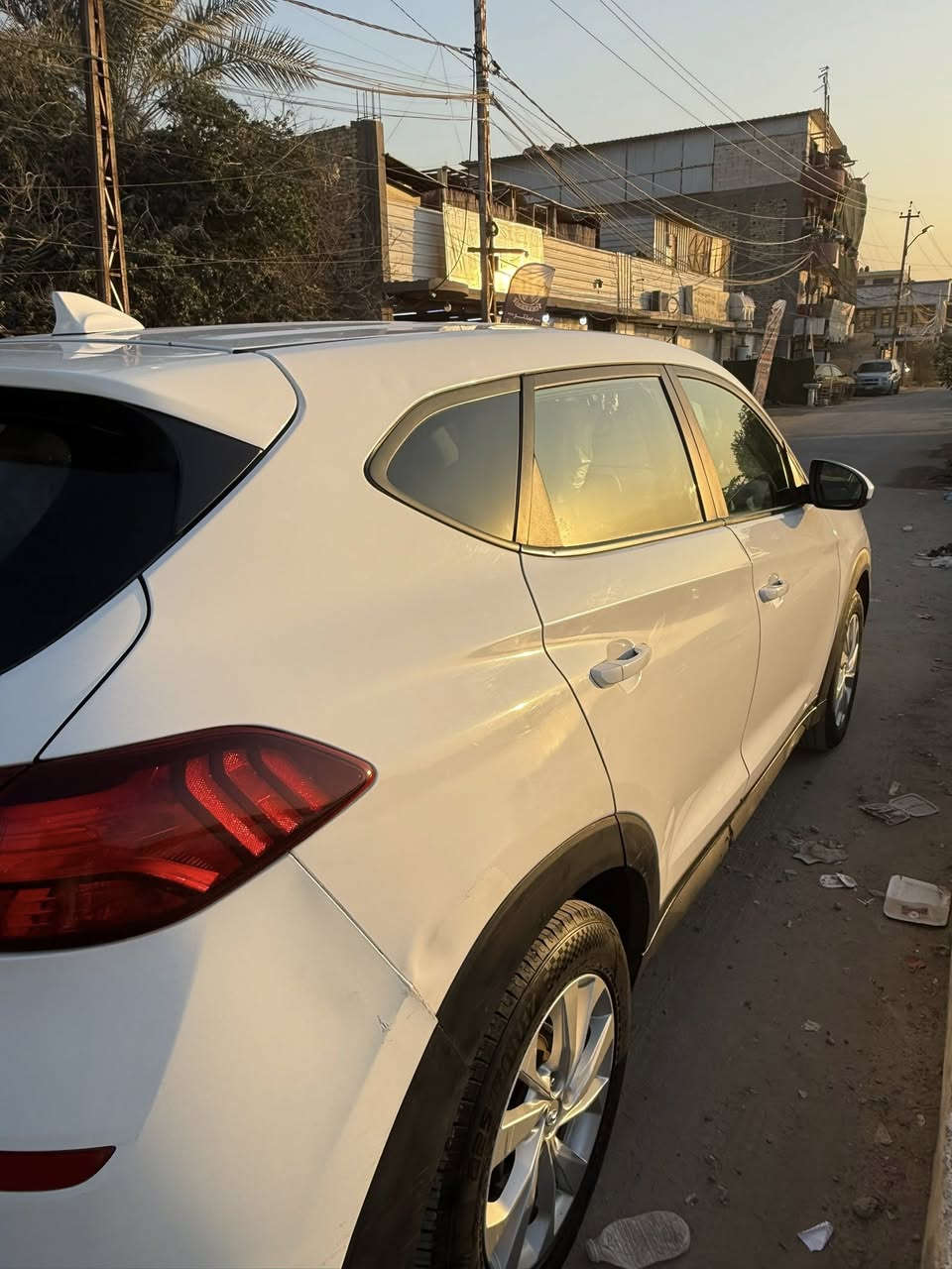 توسان للبيع 2019 امريكية 
حادثها فقط جنطة بدون دواخل 
مواصفات اعتيادية
محرك مجفت تجفيت ممتاز
السعر المطروح 16500$ وبي مجال بسيط
للتواصل ***********
