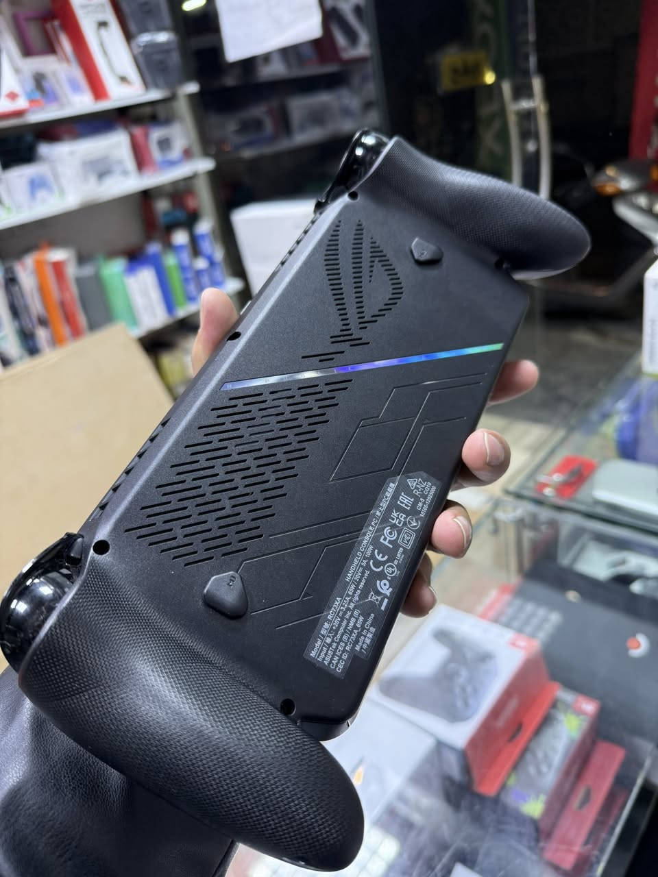 روكً إكس بوكس جديد جدا مستعمل شي بسيط بسعر حلو مكاني بغداد للاستفسار الخاص مفتوح وشكرا …


**إذا كنت صاحب هذا الإعلان وتريد حذفه لأي سبب، رجاءا أرسل رسالة إلى الدعم الفني**