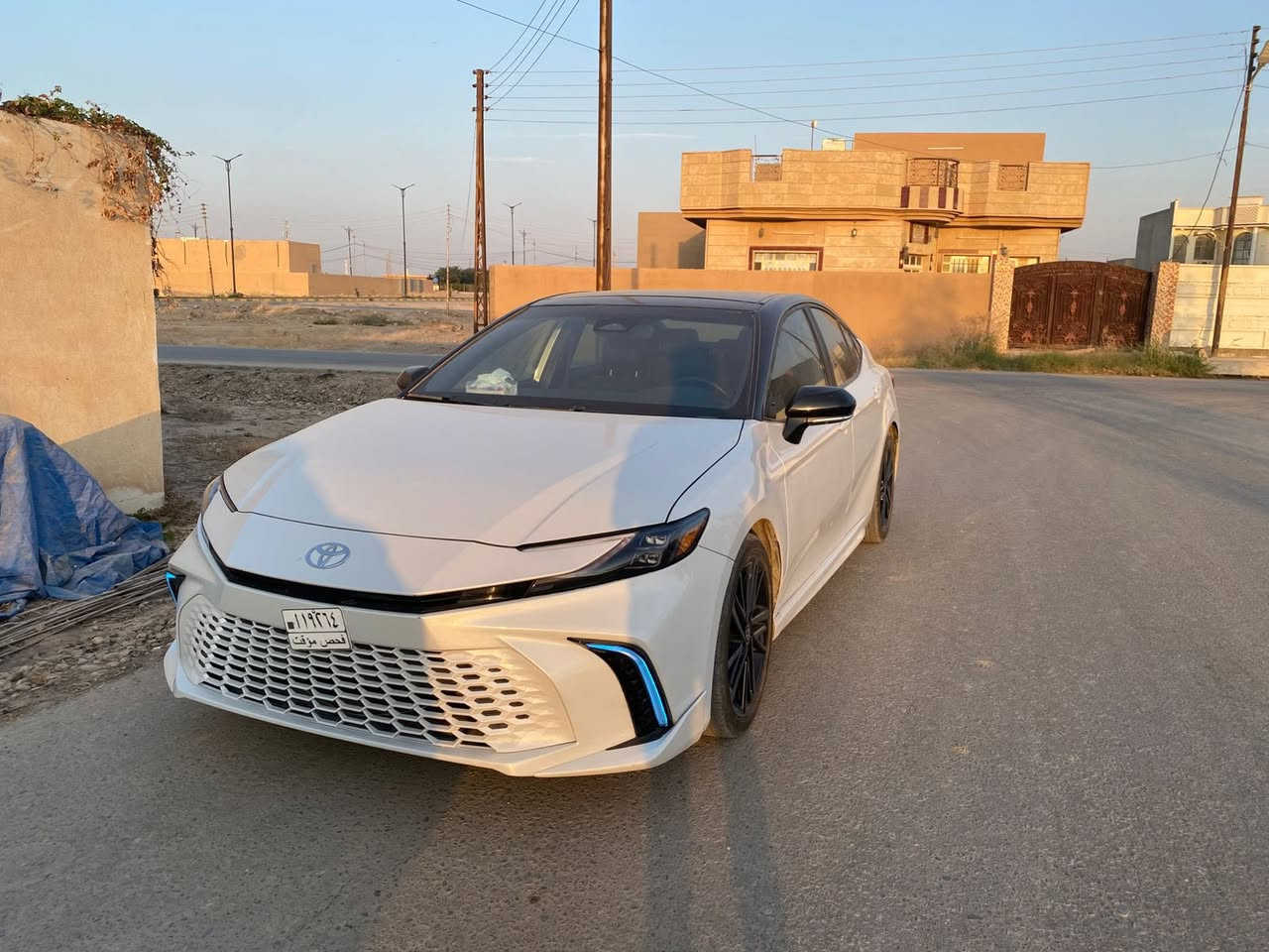 كامري 2025xse فول مواصفات
ايرباك بردة وكشن فقط وراجع بلادي 
اللون صدفي واسود 
بنوراما سلايد 
ماشية20 الف 
تدفئة بالكشنات والستيرن 
نقاط عمياء 
رادارات 
سيارة فول عدا كاميرا 360
السيارة بيها جاملغ ونص باب بدون دواخل وبعض التلحيضات اتصل واخذ التفاصيل 
السعر 253
مكان السيارة صلاح الدين قضاء الدور 
***********
