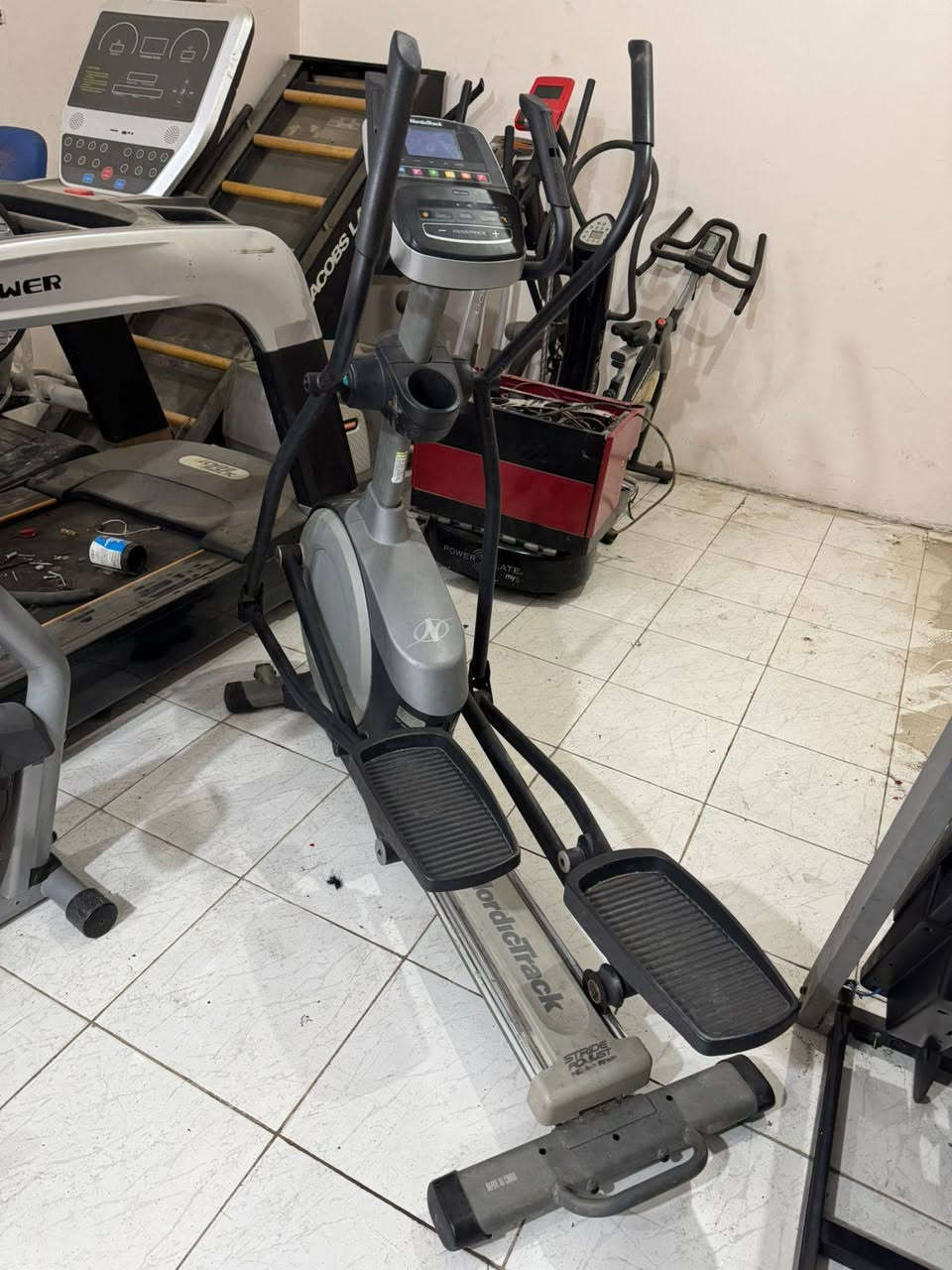 اوربتراك نوردك تراك فيه انكلاين كسر زيرو بسعر ممتاز


**إذا كنت صاحب هذا الإعلان وتريد حذفه لأي سبب، رجاءا أرسل رسالة إلى الدعم الفني**